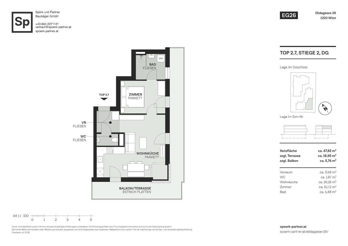 Grundriss einer Wohnung im Dachgeschoss mit offener Wohnküche, Zimmer, Bad und großem Balkon/Terrasse.