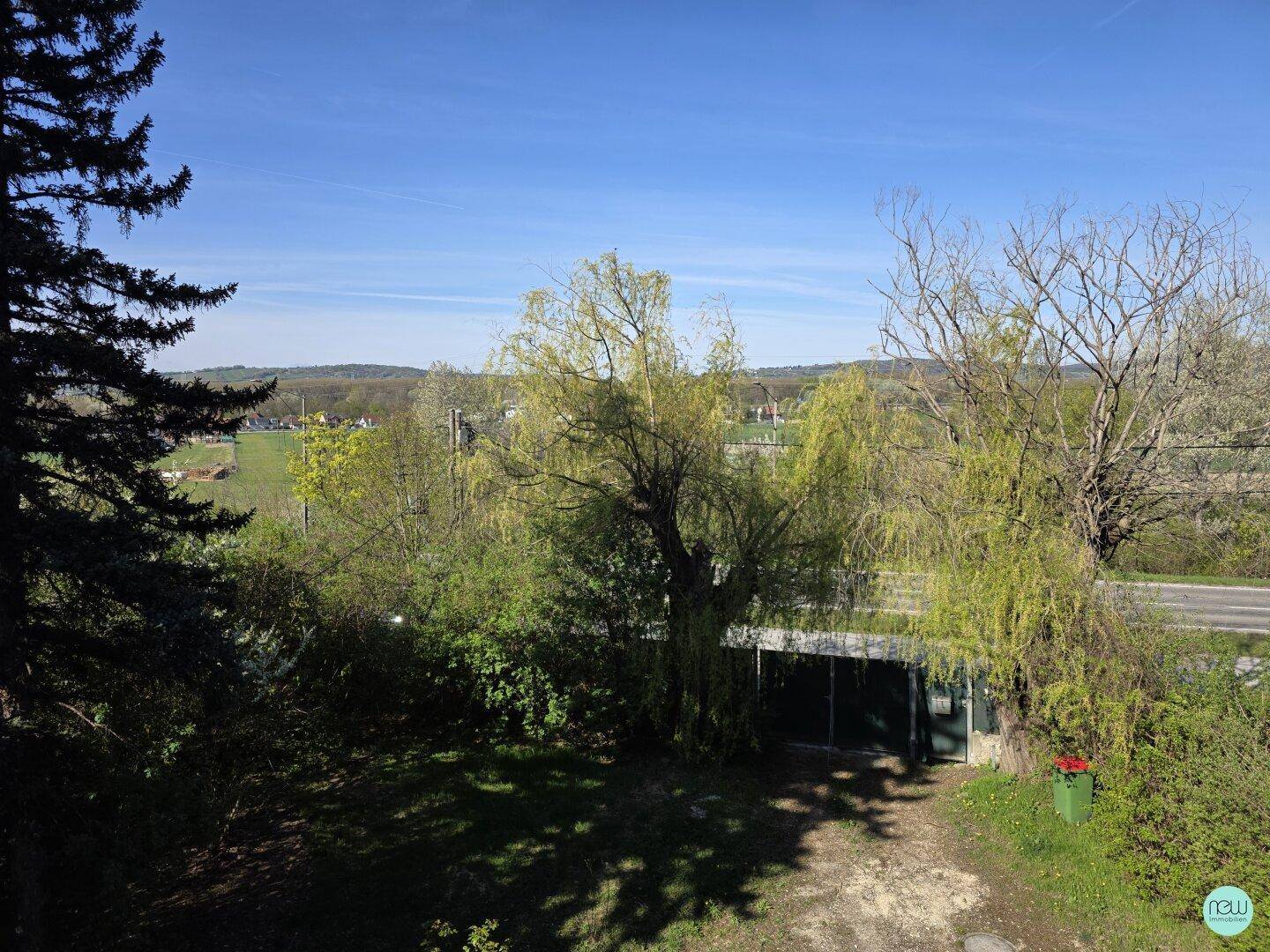 JUWEL MIT VISION: GROSSES GRUNDSTÜCK - DIREKT AM BISAMBERG - WESTAUSRICHTUNG - Vista 2