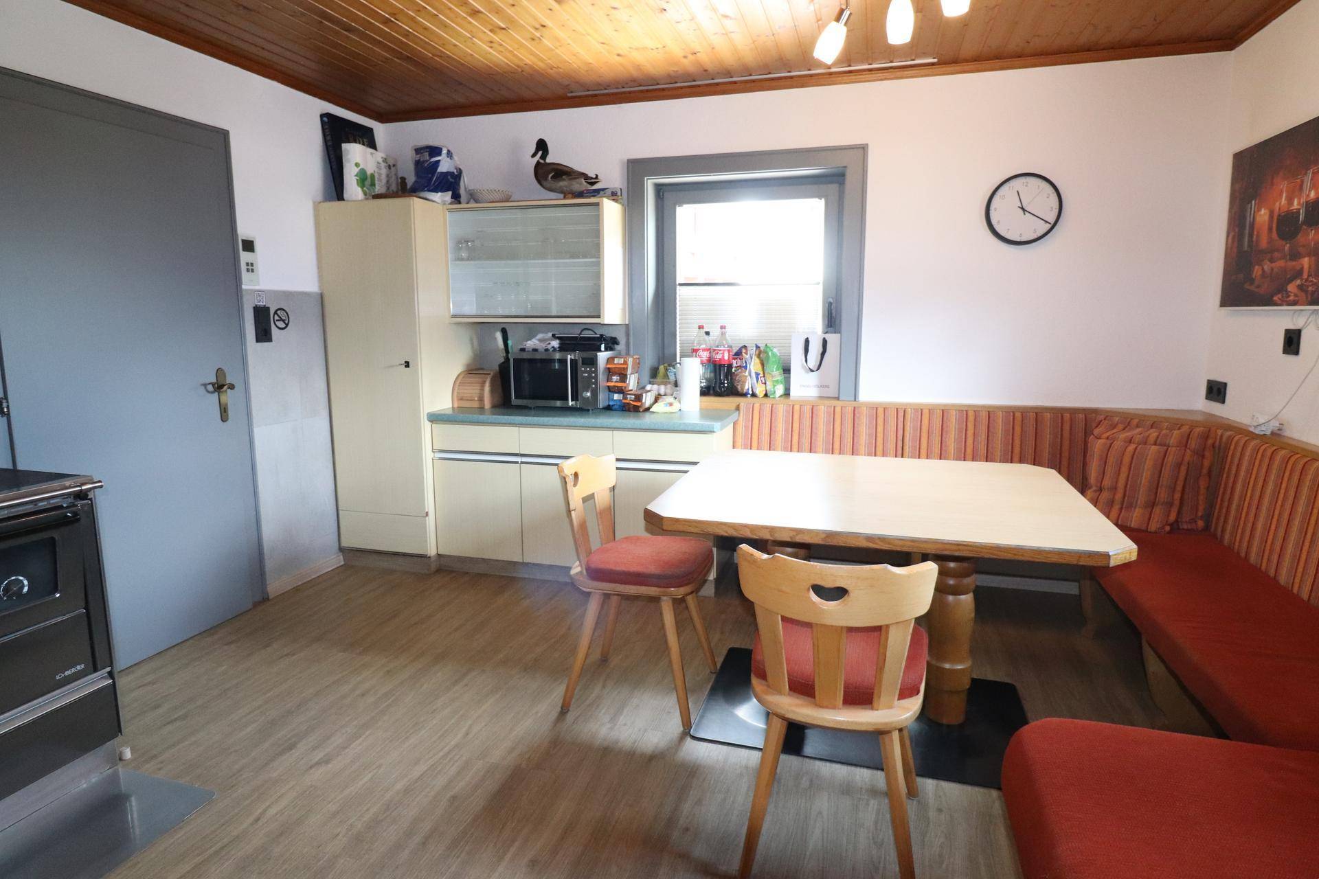 Freistehendes Mehrfamilienaus mit vielen Nutzungsmöglichkeiten am Dorfrand mit herrlichem Blick auf die Hohen Tauern - Mehr