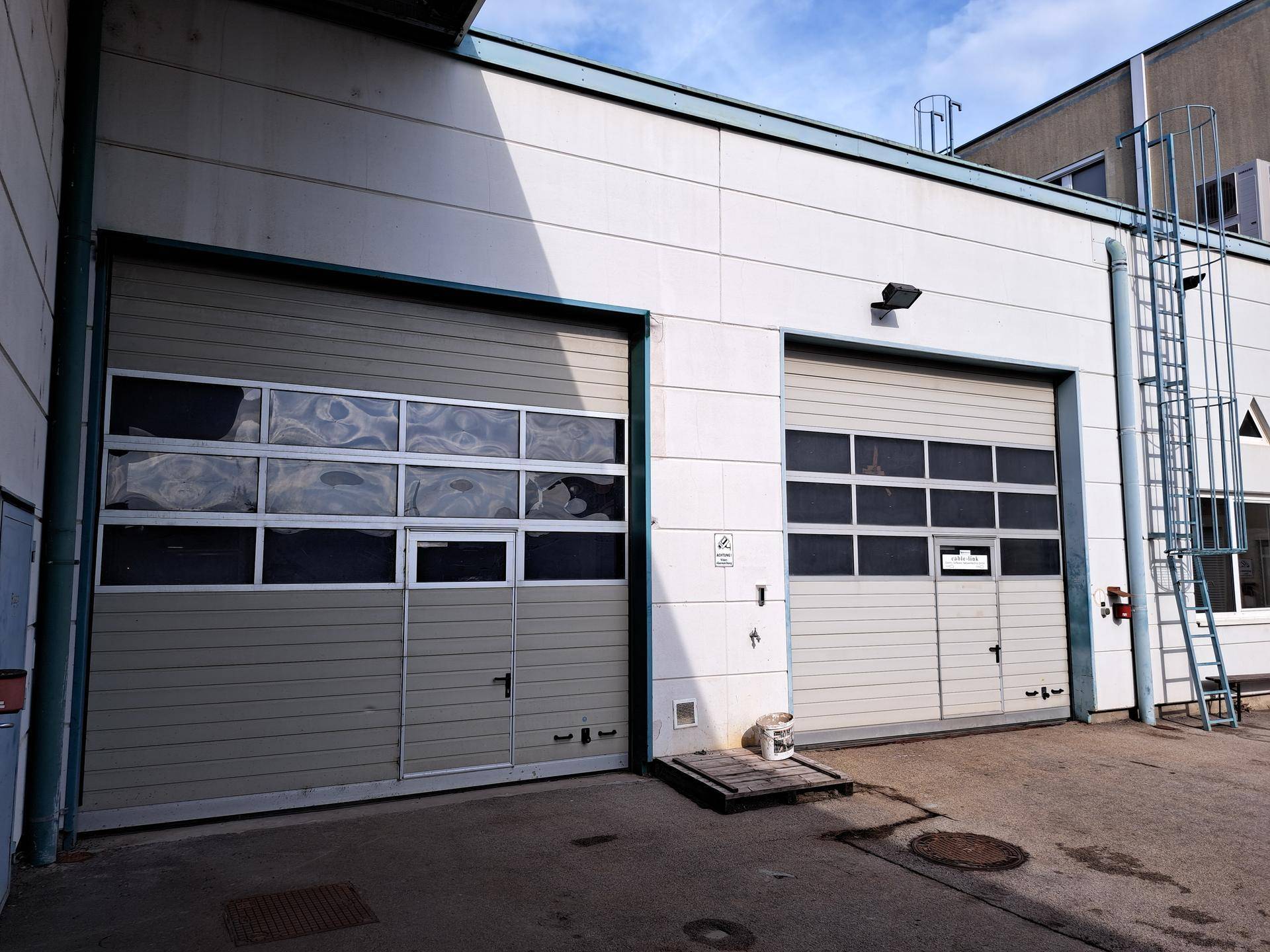 Dom, 335 m²
