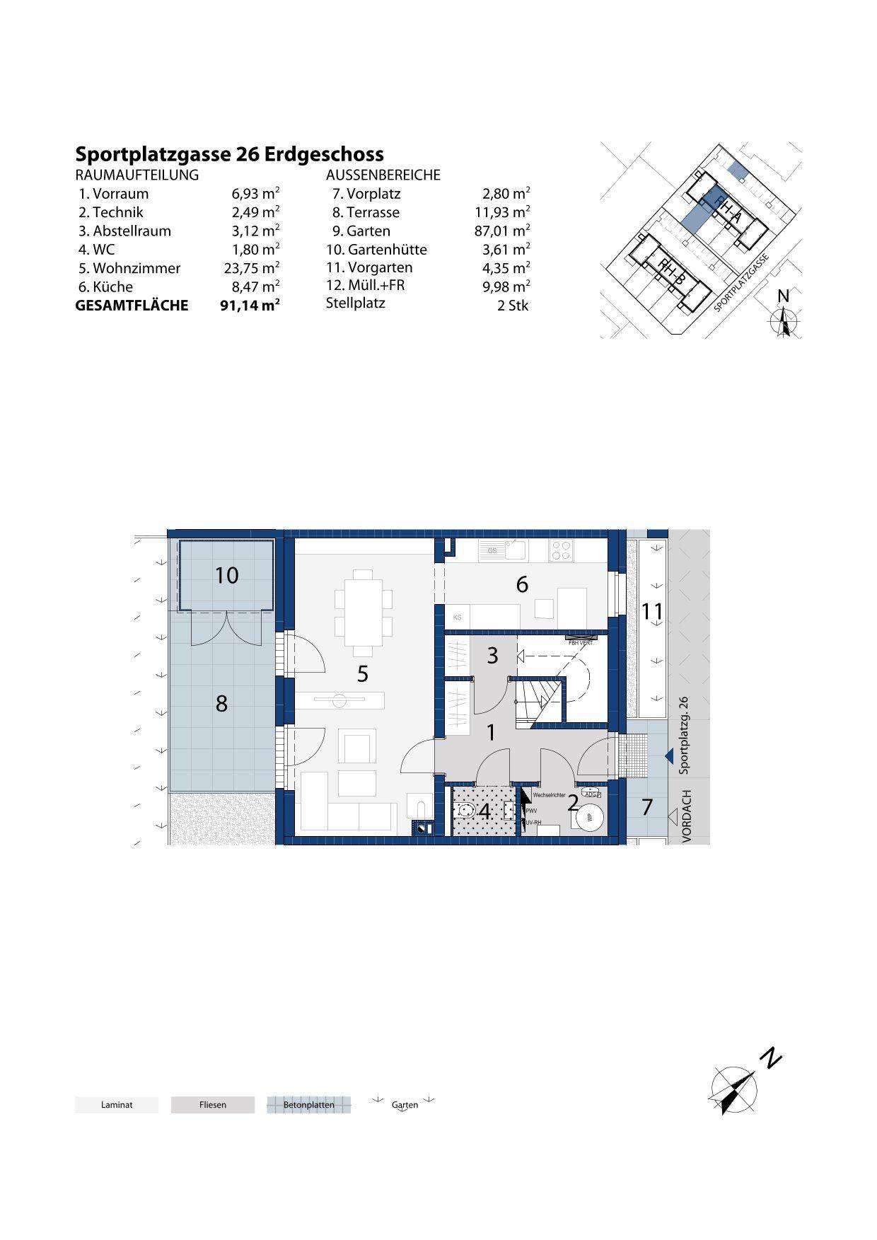 Detaillierter Grundriss des Erdgeschosses mit hervorgehobenen Funktionsbereichen, Terrasse und Garten.