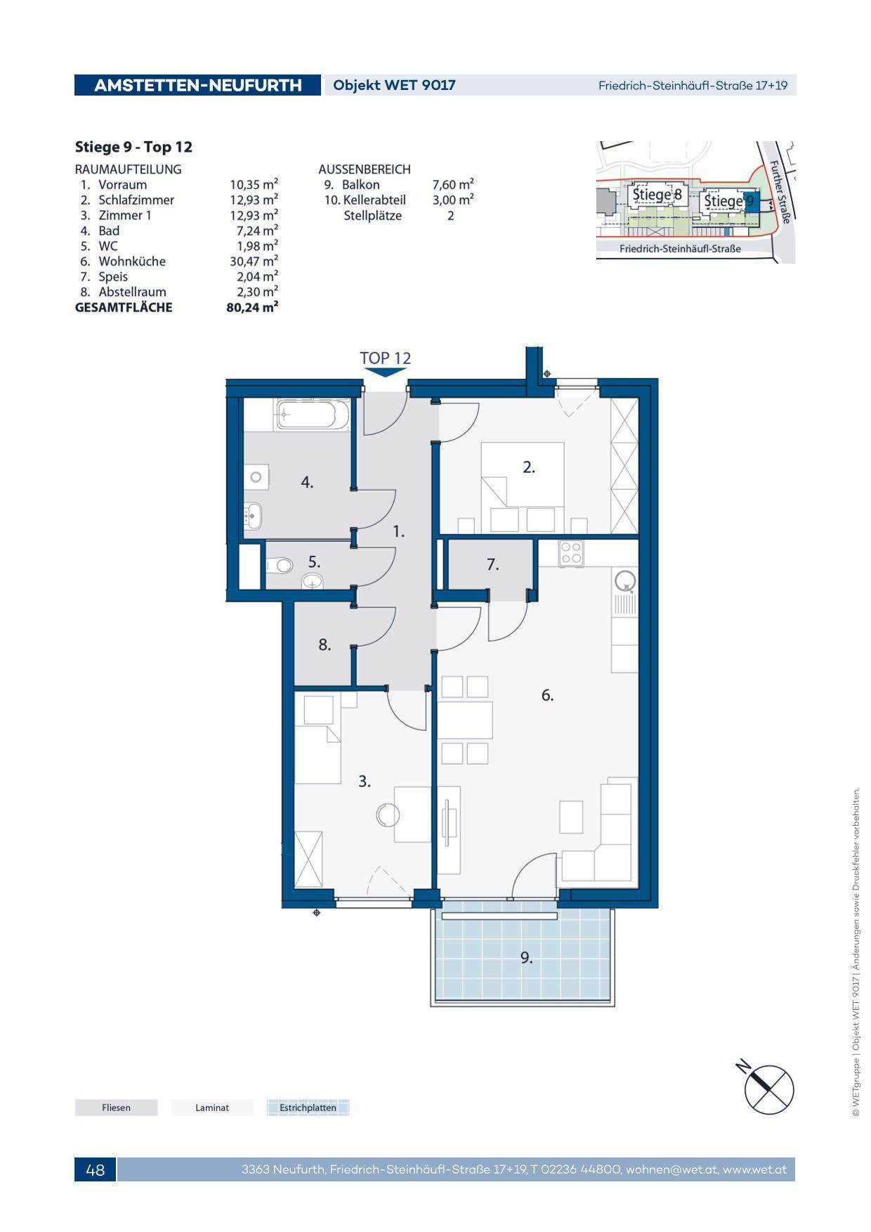 Grundriss einer Wohnung mit Balkon, zwei Schlafzimmern, Bad und separatem WC.