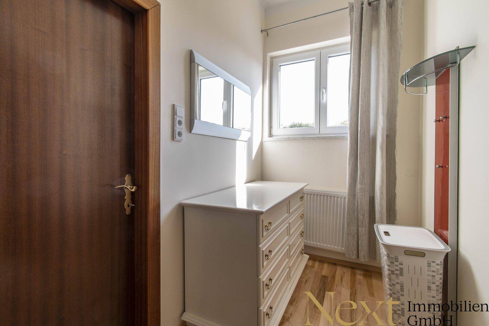 Garderobe (1.OG)
