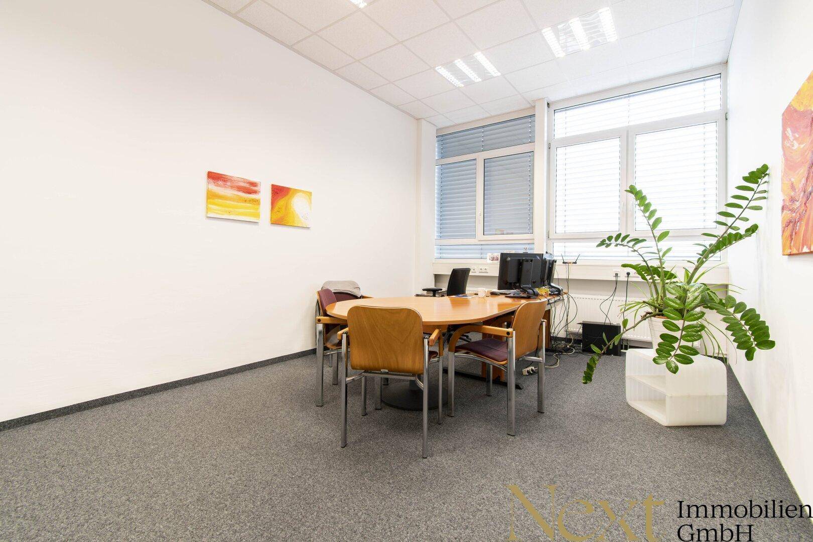 Büro II