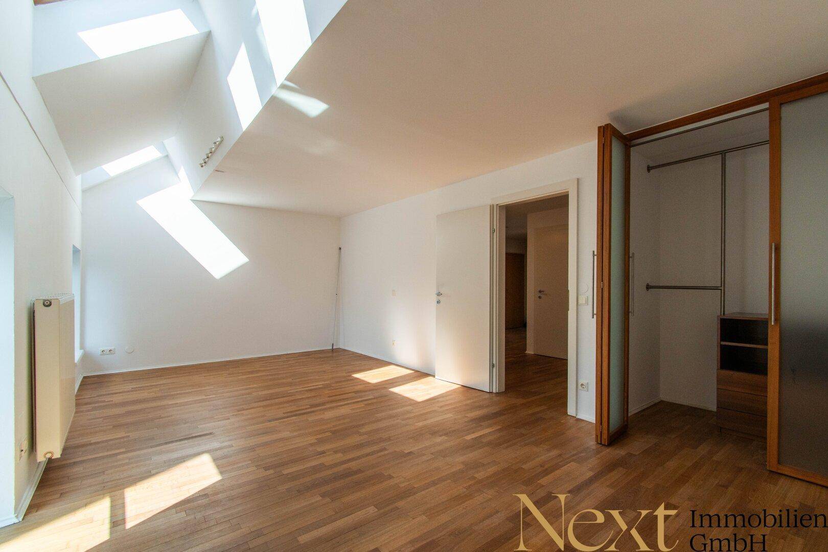 Schlafzimmer II 4.OG
