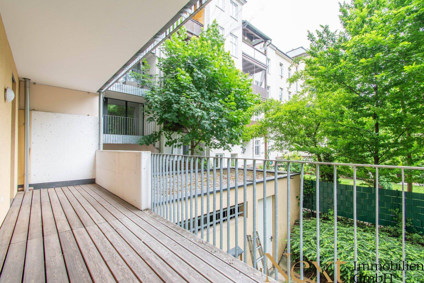 Loggia I