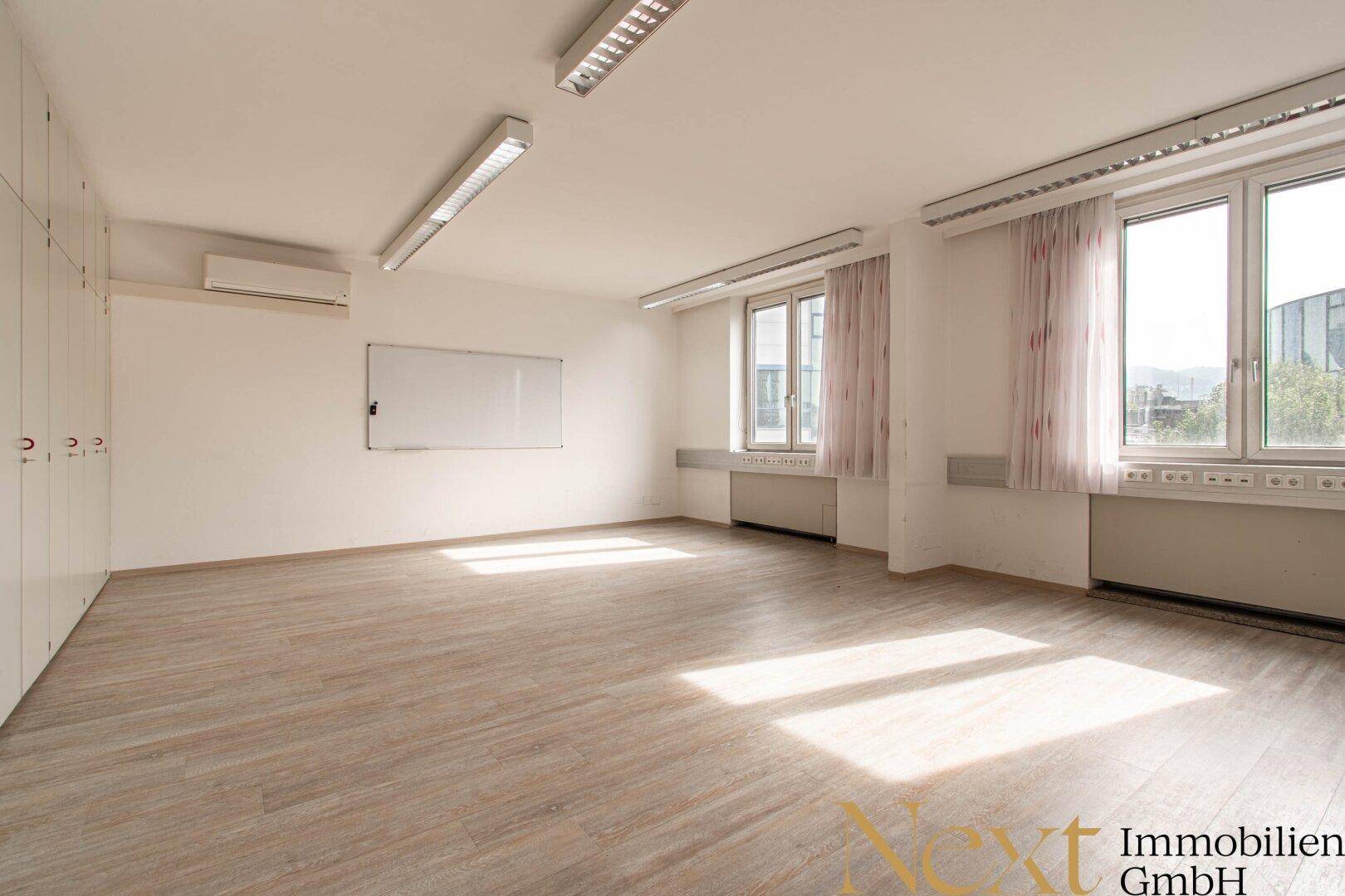 Büro I