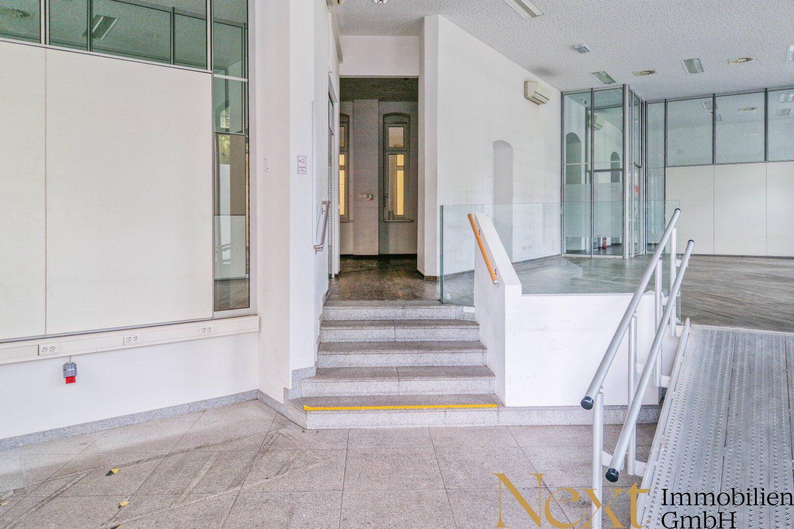Büro-/Geschäftsfläche V
