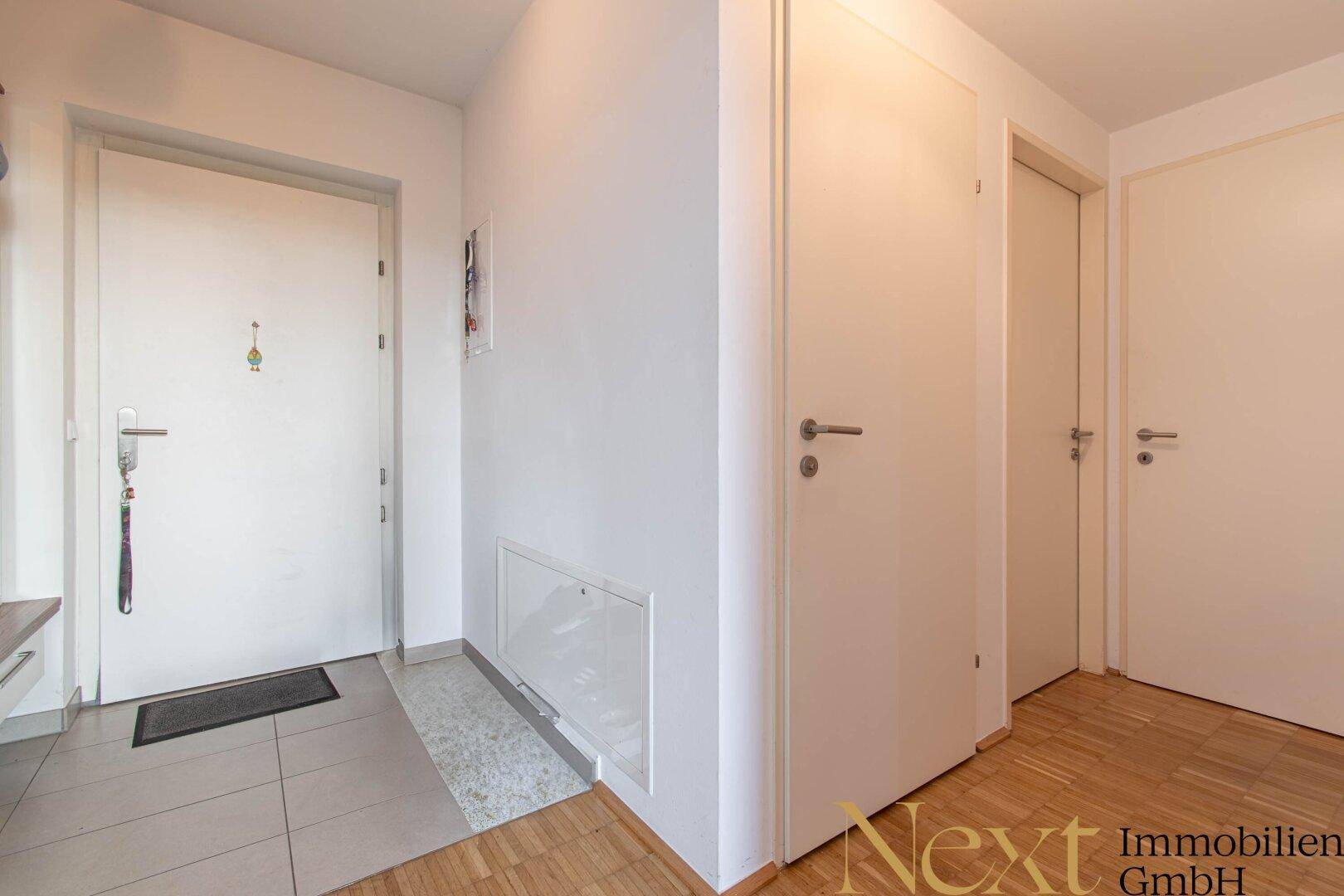 Vorraum/Garderobe