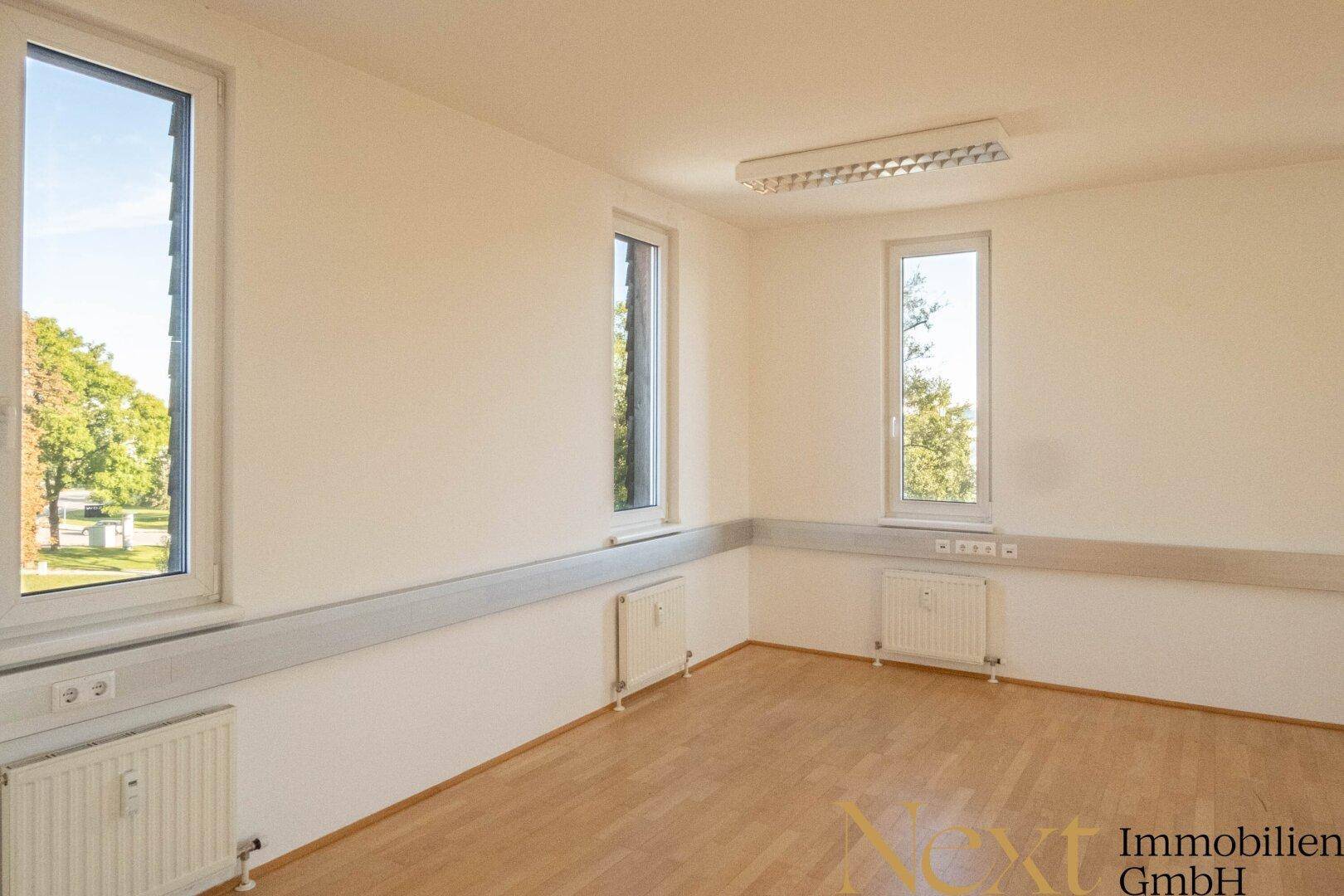 Büro II - Ansicht I