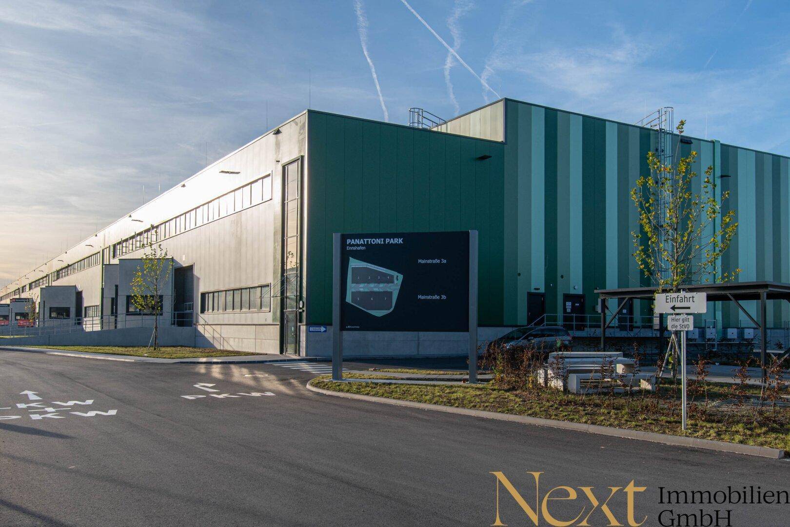 NEUBAU - Lager-/Produktionshalle (optional mit Büroflächen) in Enns/Ennshafen zu vermieten! - Mehr