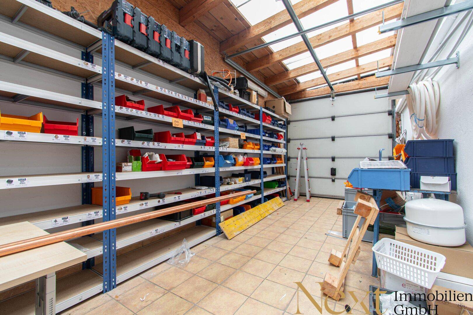 Geschäfts-/Büro-/Lagerfläche (Widmung K) mit Parkplätzen &amp; optimaler Sichtbarkeit in Leonding zu vermieten! – pohled 6