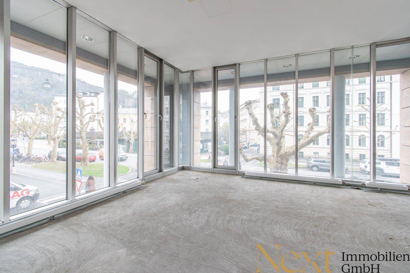 In mitten der Salzburger Neustadt verbindet dieses Büro/Kanzlei/Ordination moderne Funktionalität und erstklassige Erreichbarkeit! - Ansicht 2