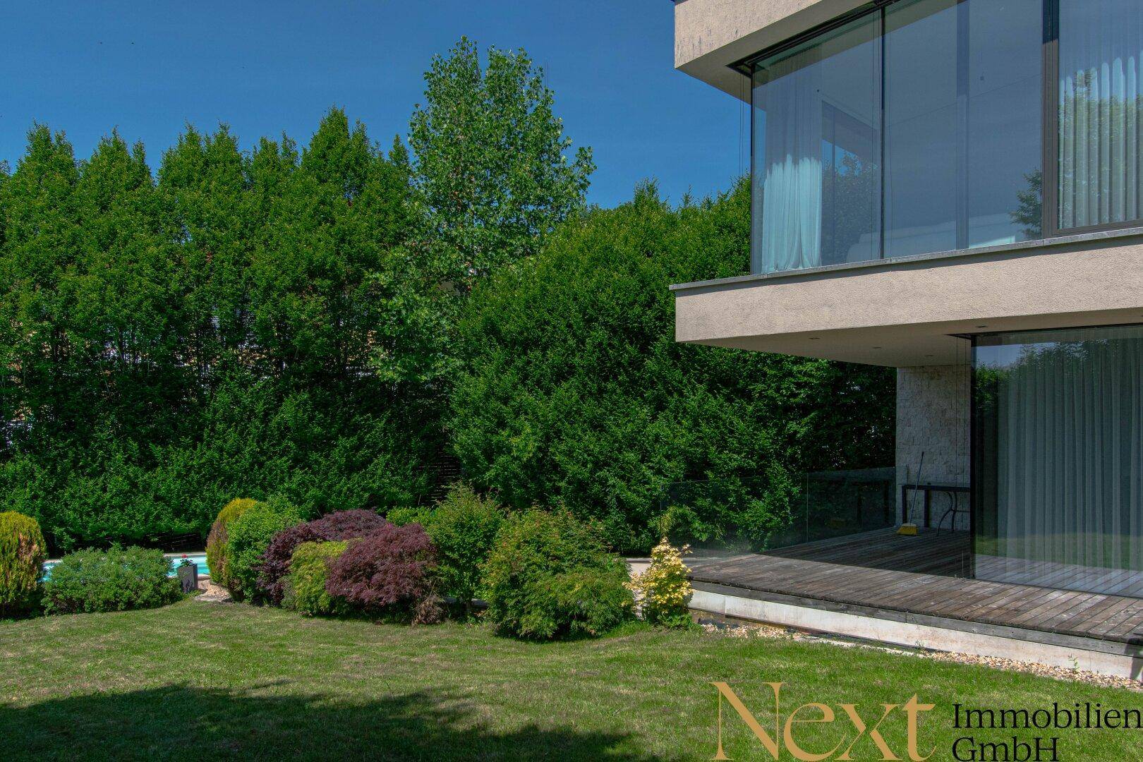 Architektur trifft Privatsphäre – exklusives Privatdomizil mit Wellnessbereich, Salzwasserpool in einer grünen Garten-Oase! - Ansicht 5