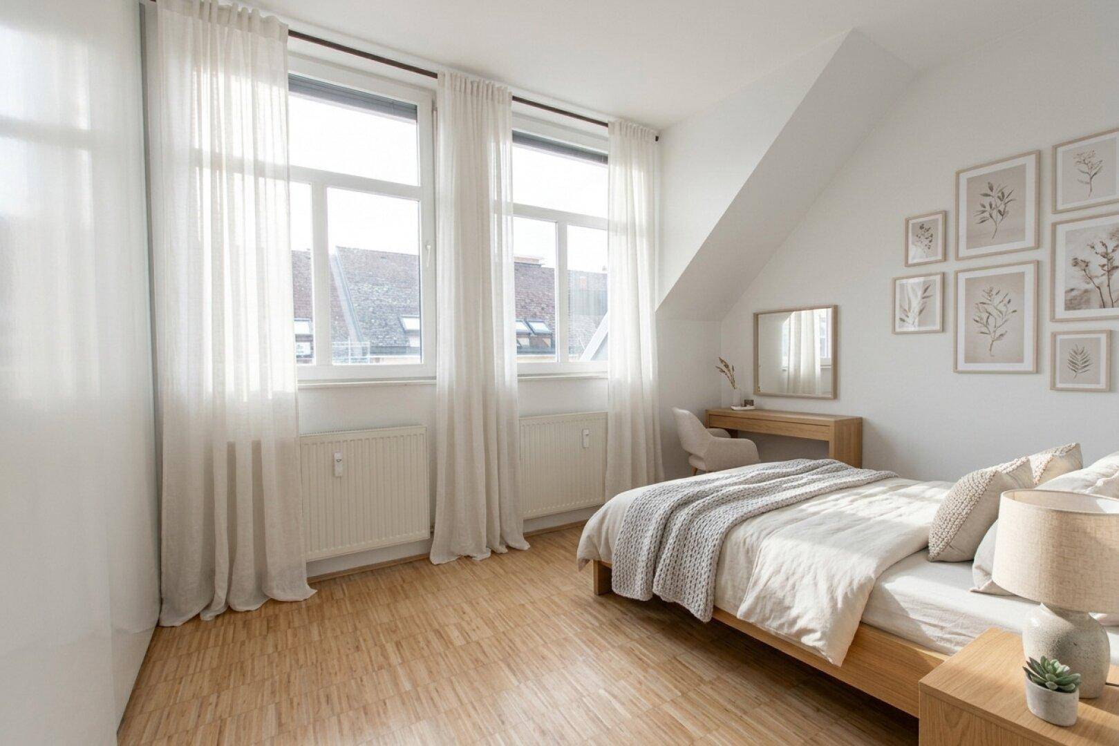 Gemütliches Schlafzimmer mit Holzboden, großen Fenstern und Dachschräge, hell und modern eingerichtet.
