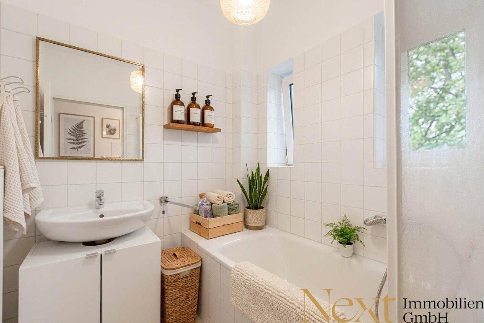 Badezimmer (KI möbliert)