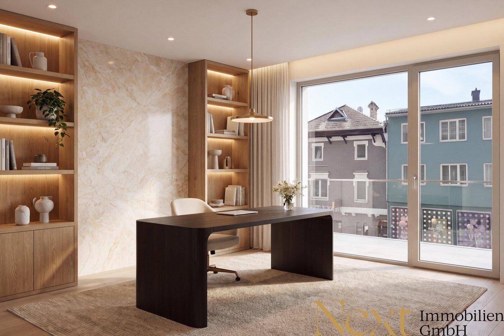 Helles Büro mit modernem Schreibtisch, Einbauregalen und Blick auf die Stadt.