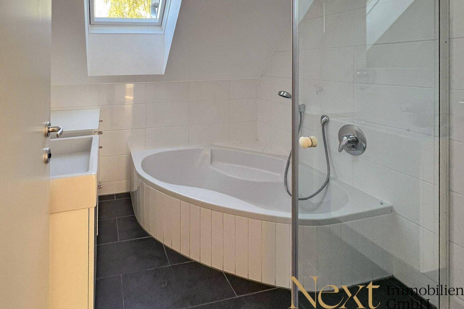 Badezimmer Wohnung 2