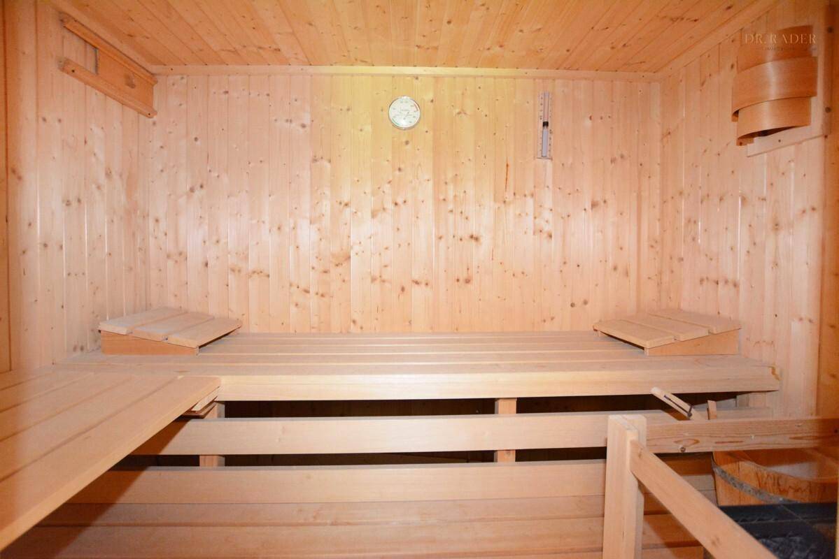 Sauna im Erdgeschoß