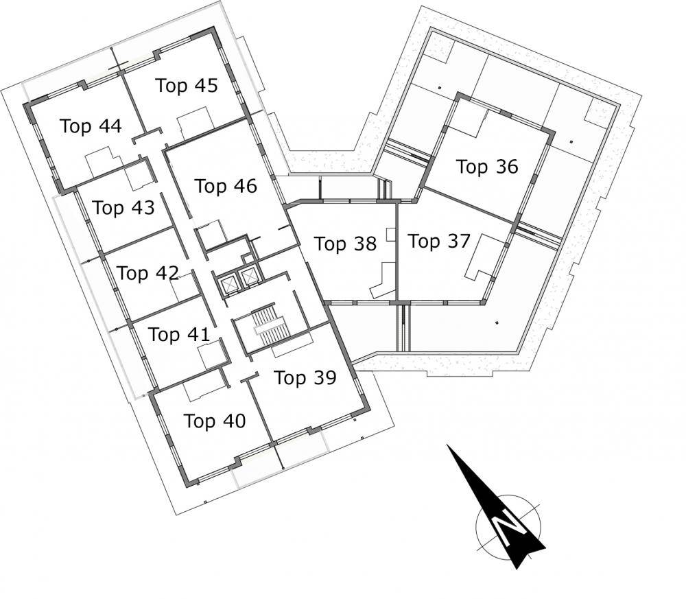Grundriss einer oberen Etage mit verschiedenen Wohneinheiten und Außenbereichen.