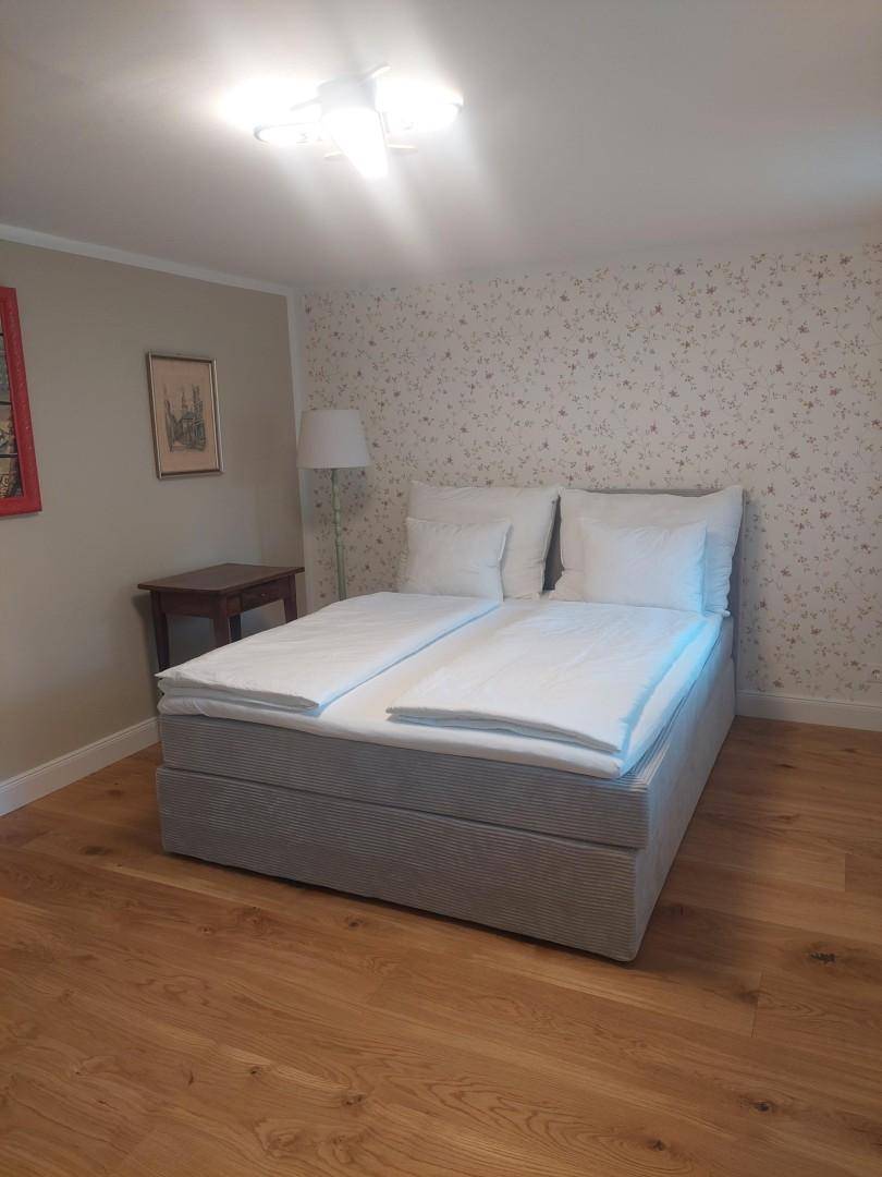887, weiteres Schlafzimmer