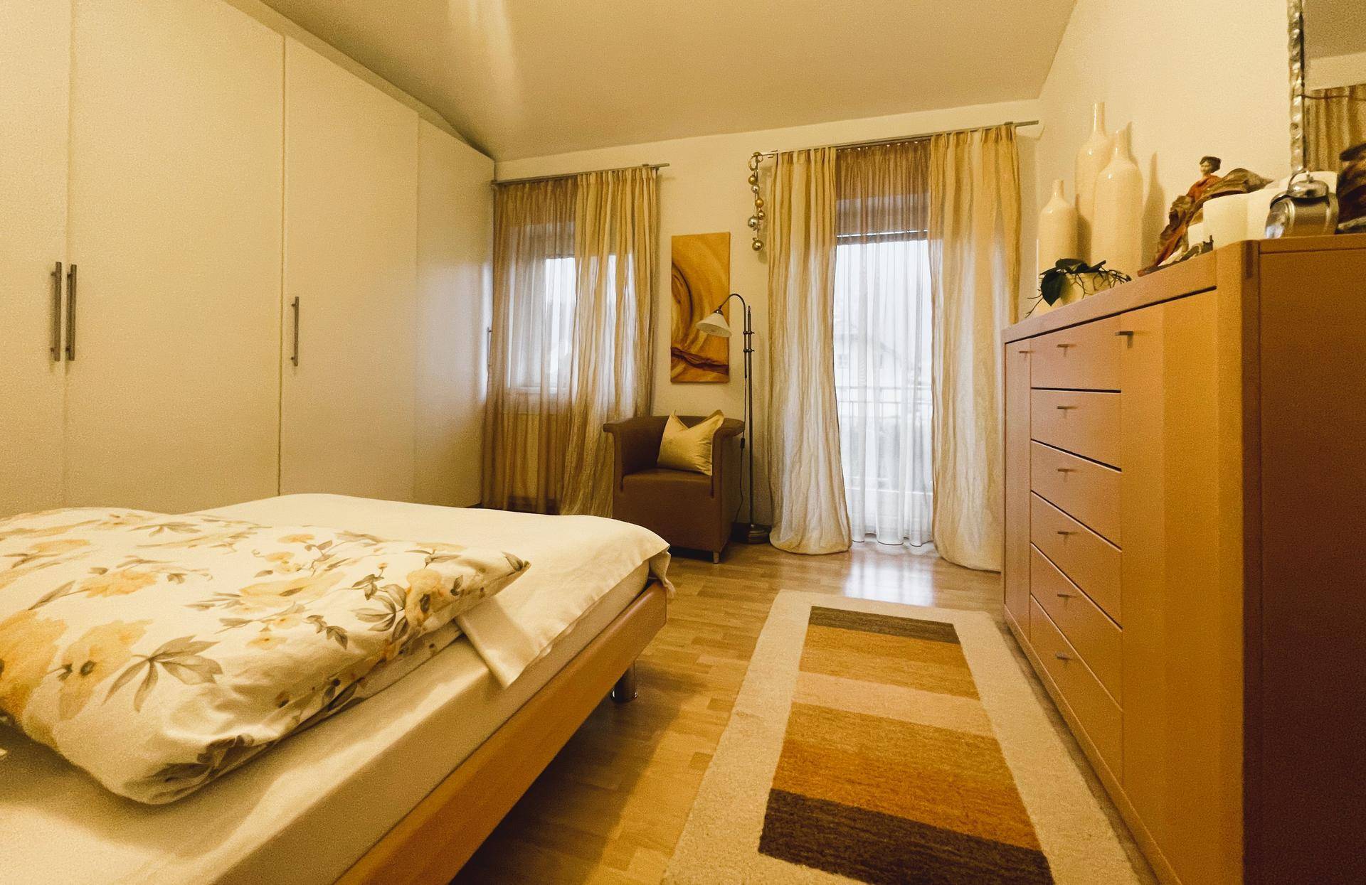 Schlafzimmer2