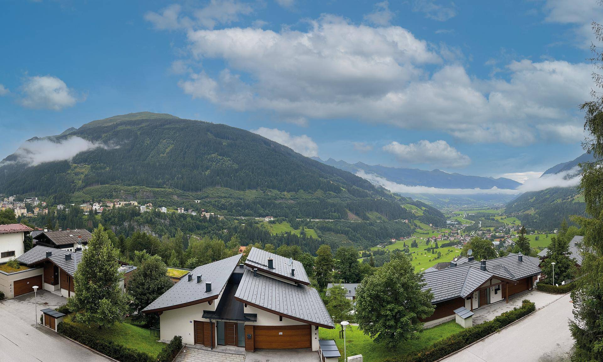 atemberaubende Aussicht über das Gasteinertal von der Loggia aus