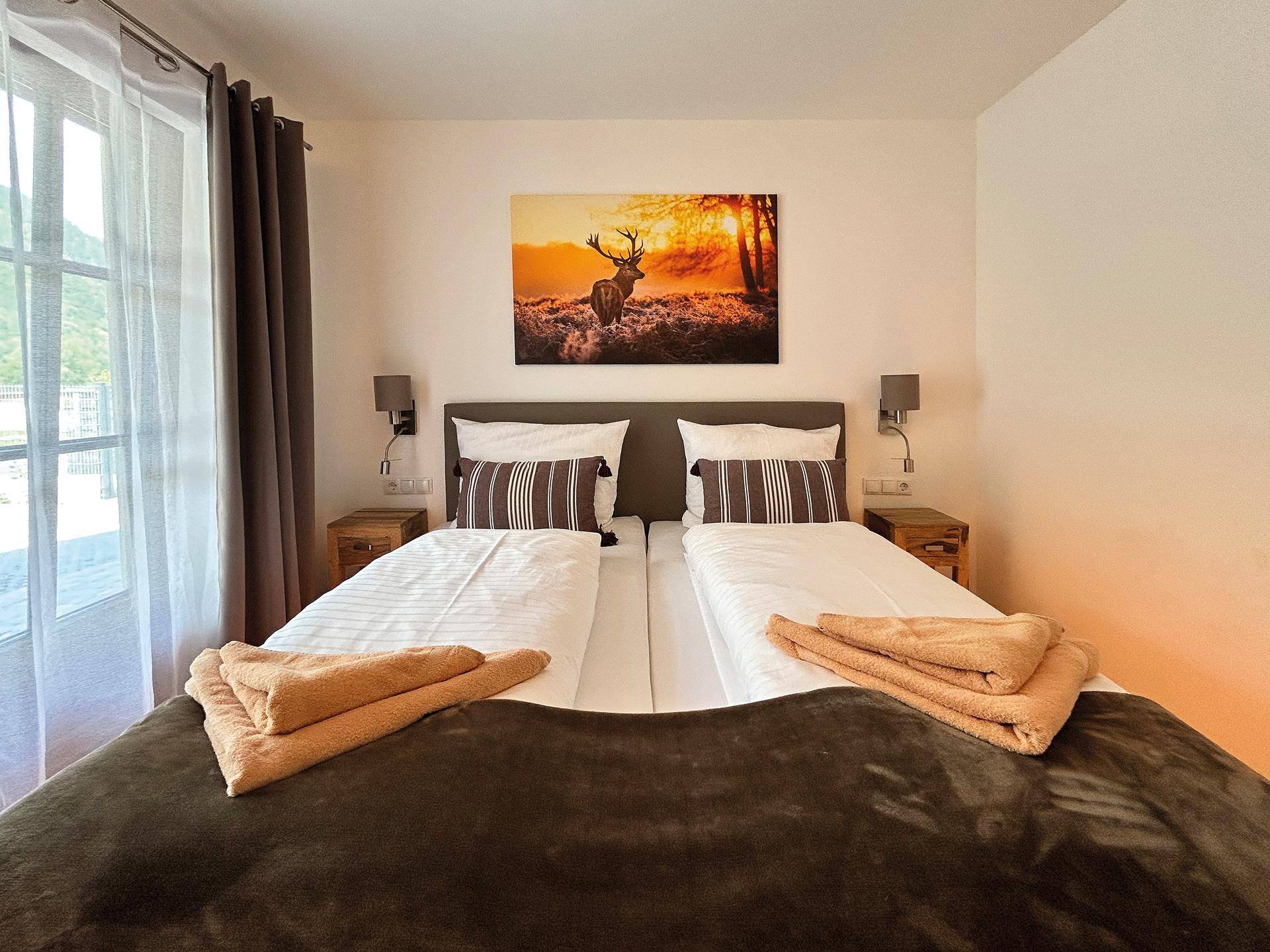Schlafzimmer 1