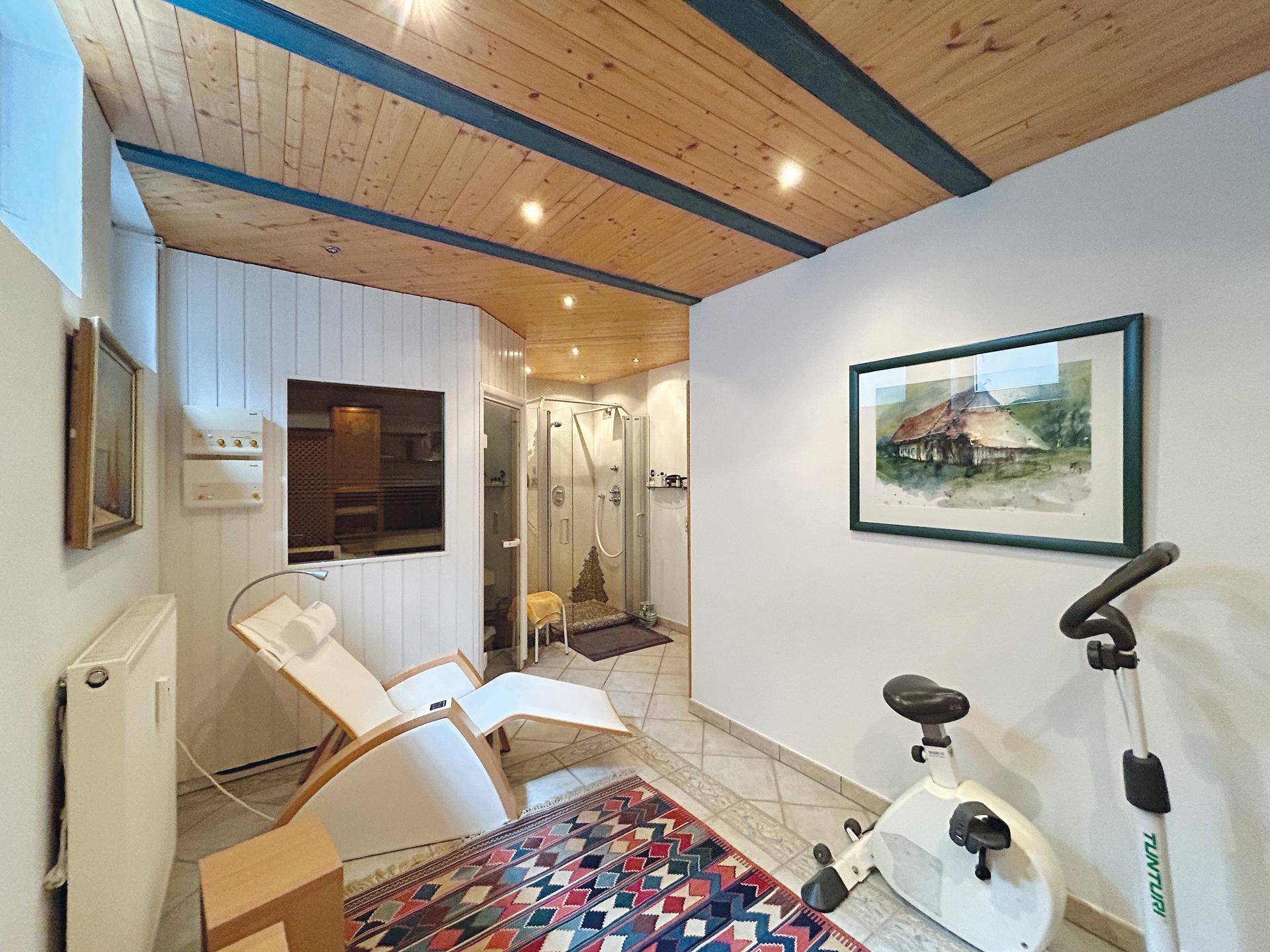 Wellnessbereich mit Sauna