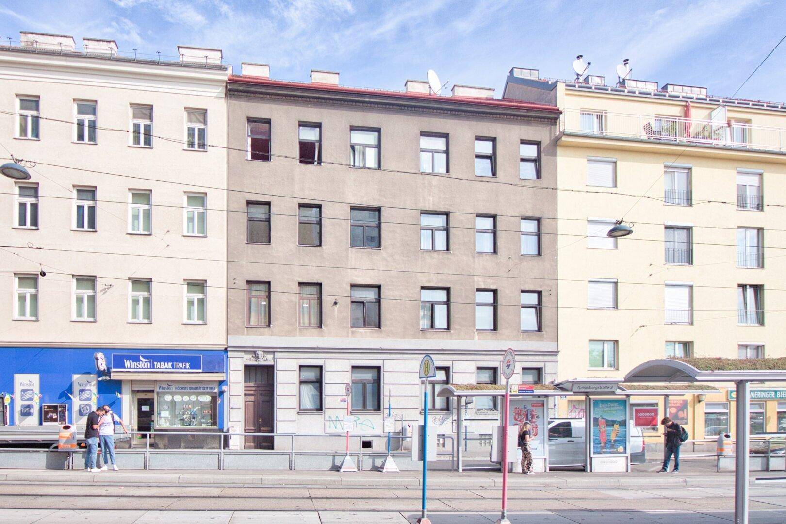 Günstige, helle 3-Zimmer Wohnung | gute Infrastruktur | 700 m zur U3 - Mehr