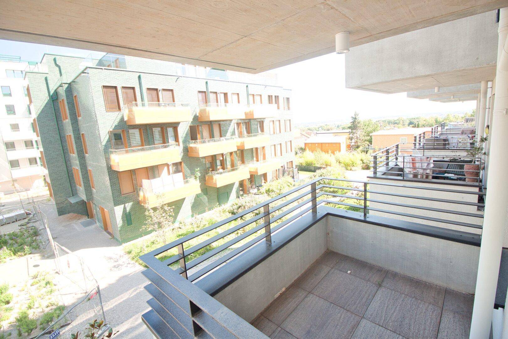 Arbeiten &amp; Wohnen vereint – Büro &amp; angrenzende, moderne 2-Zimmer-Wohnung mit Balkon mit separatem Zugang - Vista 5