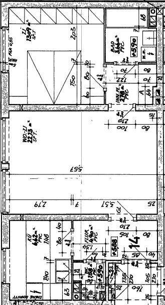 Detaillierter Grundrissplan mit Raumaufteilung und Maßen der Wohneinheit, inklusive Balkon.