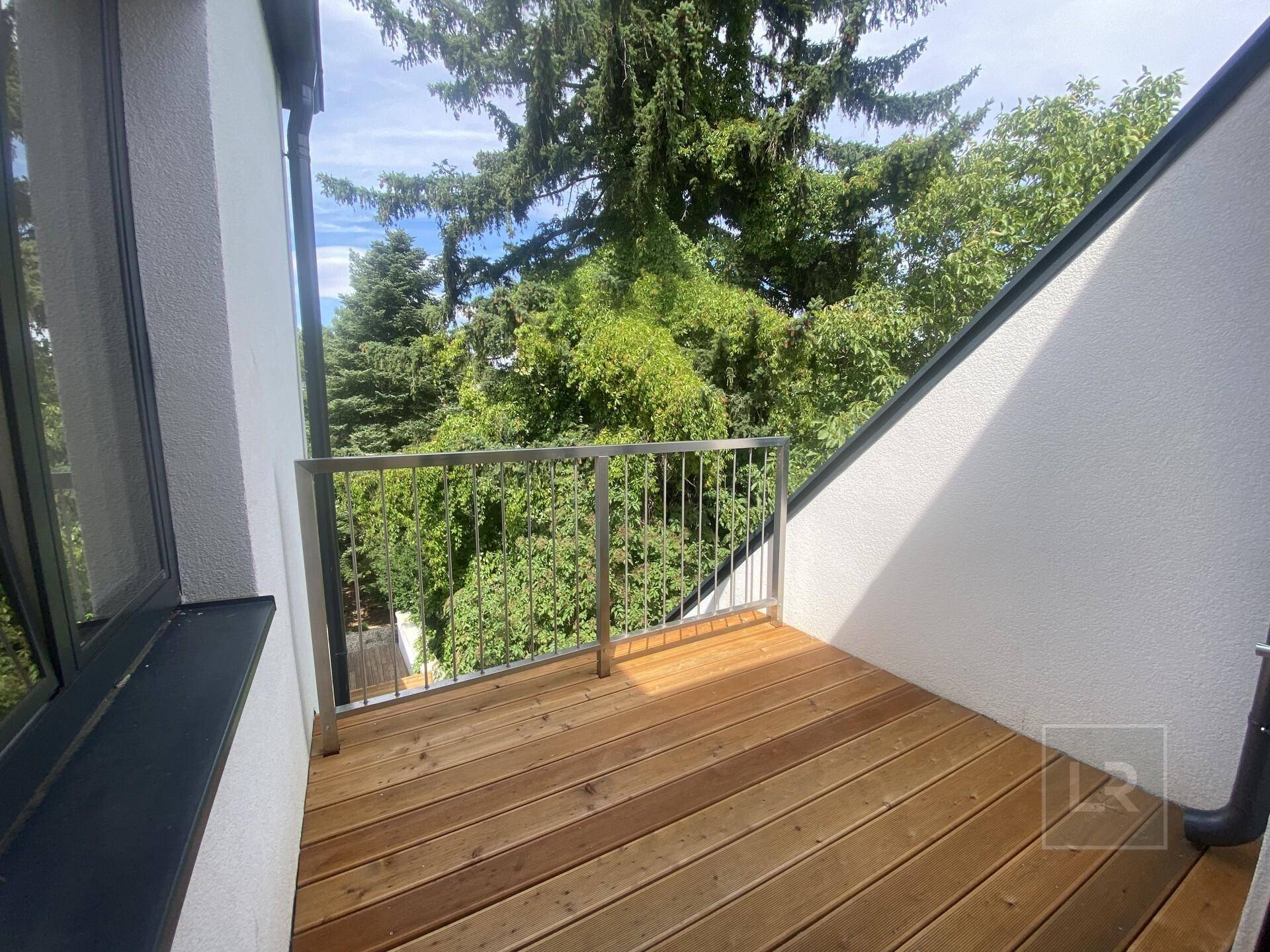 BESTE LAGE MAUER: Dachgeschosswohnung mit traumhaftem Dachgarten 77 m² plus Terrasse auf Wohnebene - Ansicht 2