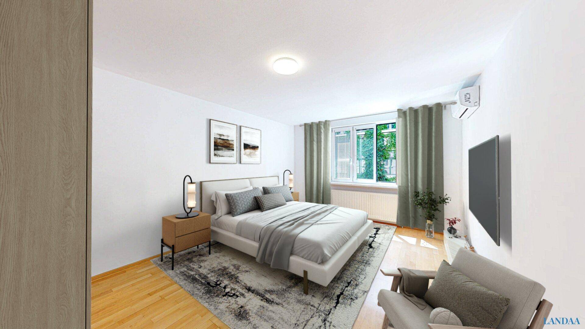 Modernes Schlafzimmer mit Doppelbett, Holzboden, Fenster und Klimaanlage.