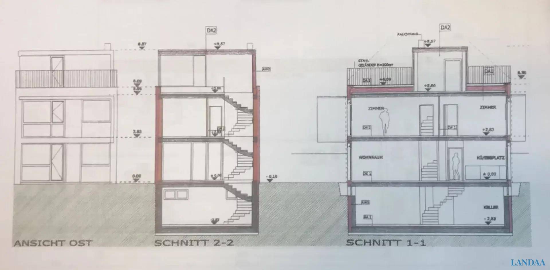Architektonische Ansicht und Schnitte des Gebäudes mit mehreren Etagen und Dachterrasse.