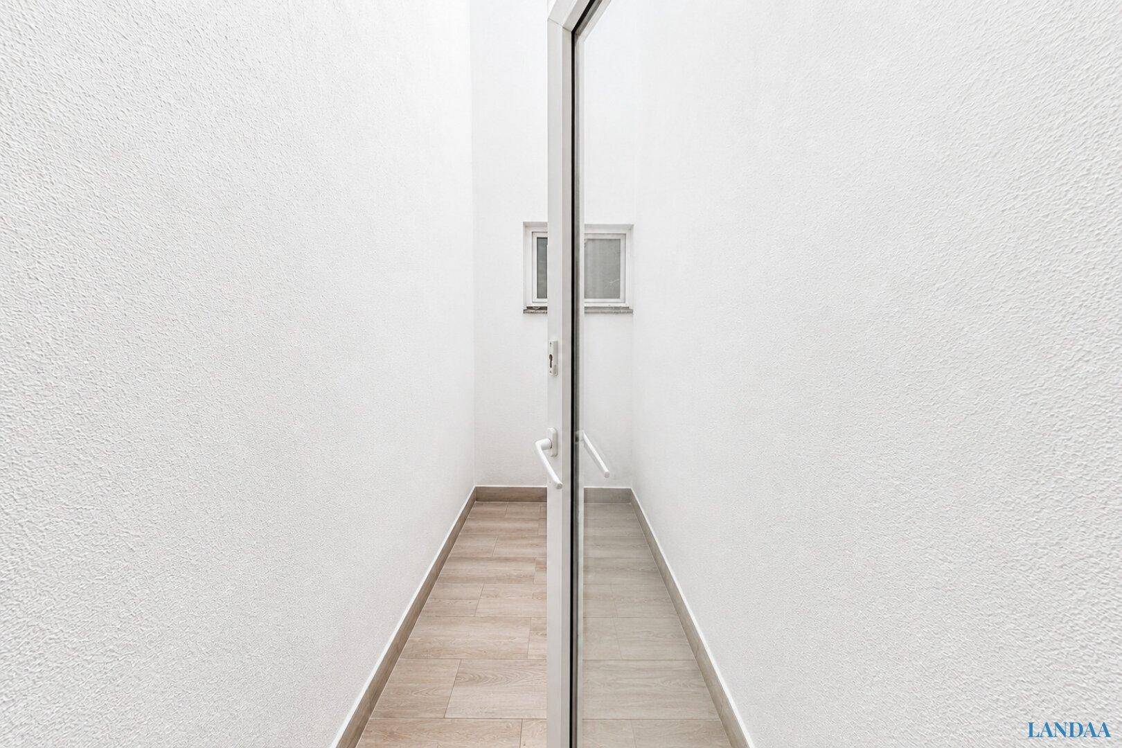++NEU++ U2 vor der Tür! Modernisierte Eigentumswohnung mit Terrasse und Sauna! direkt bei Taborstraße, Augarten Park! - Mehr