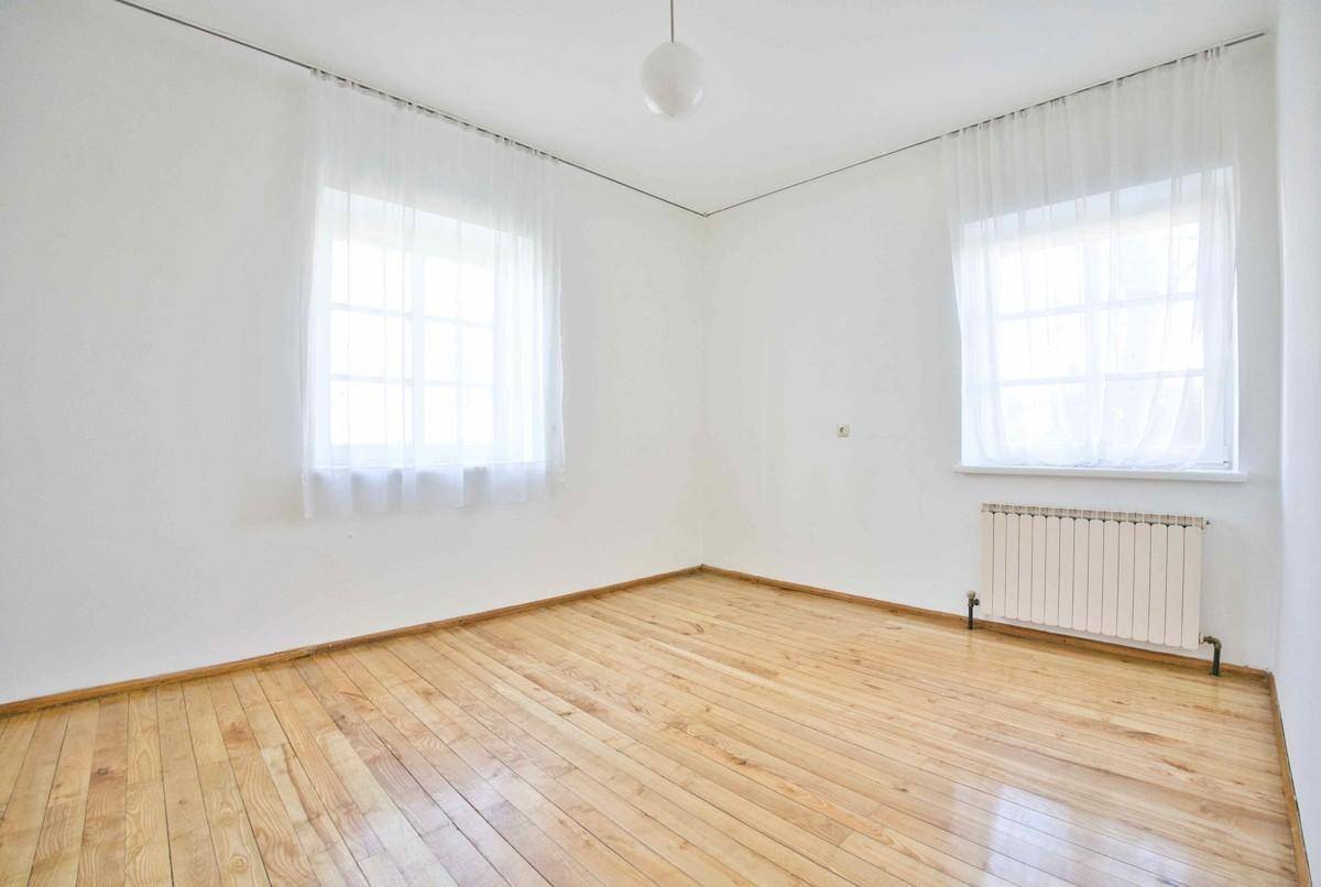 Zimmer 4