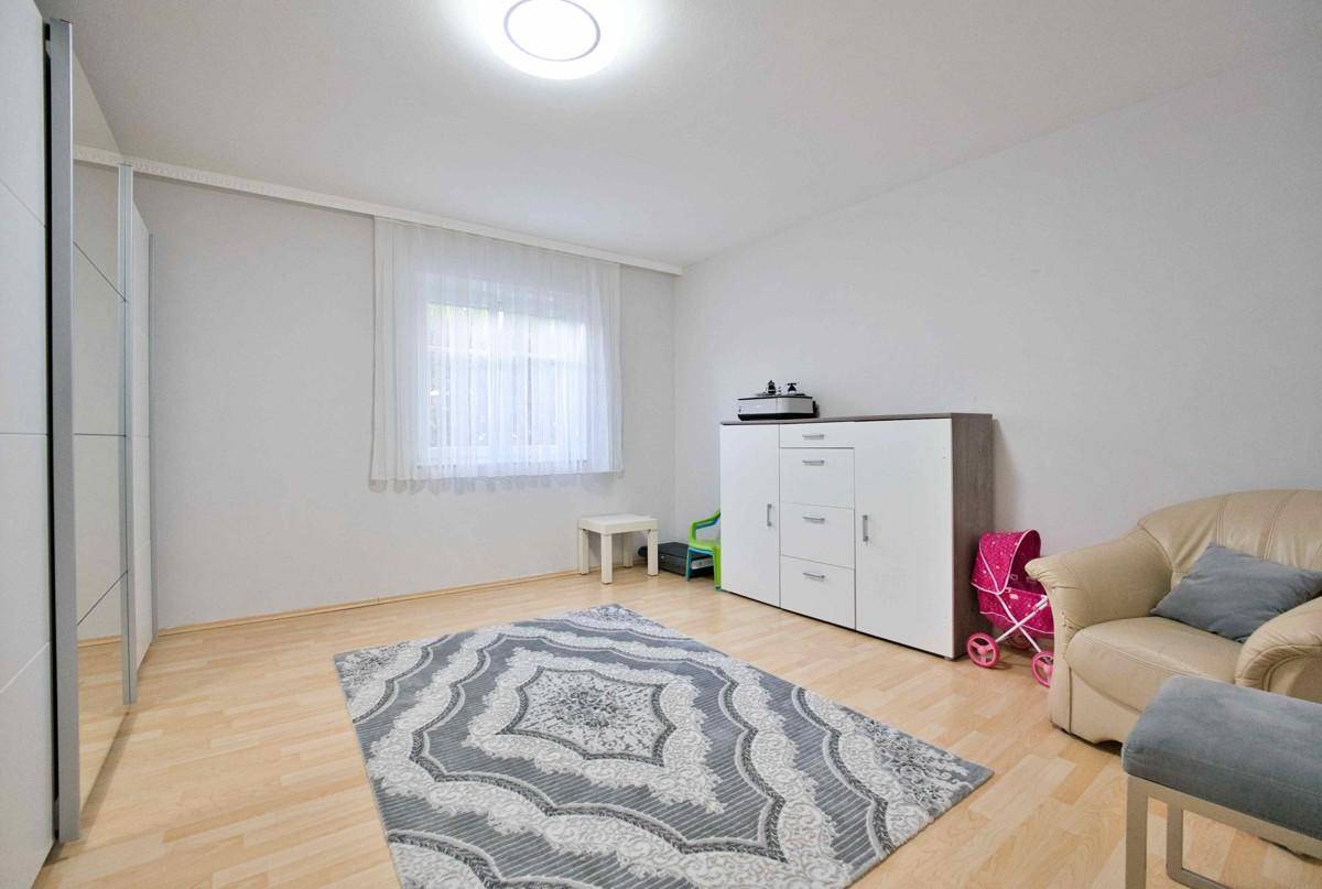 Zimmer 2 Wohnung EG
