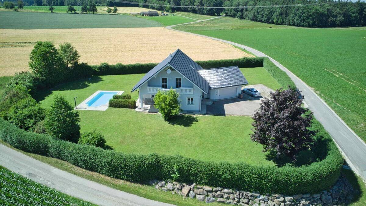 Einfamilienhaus in ruhiger, sonniger Alleinlage! – pohled 2