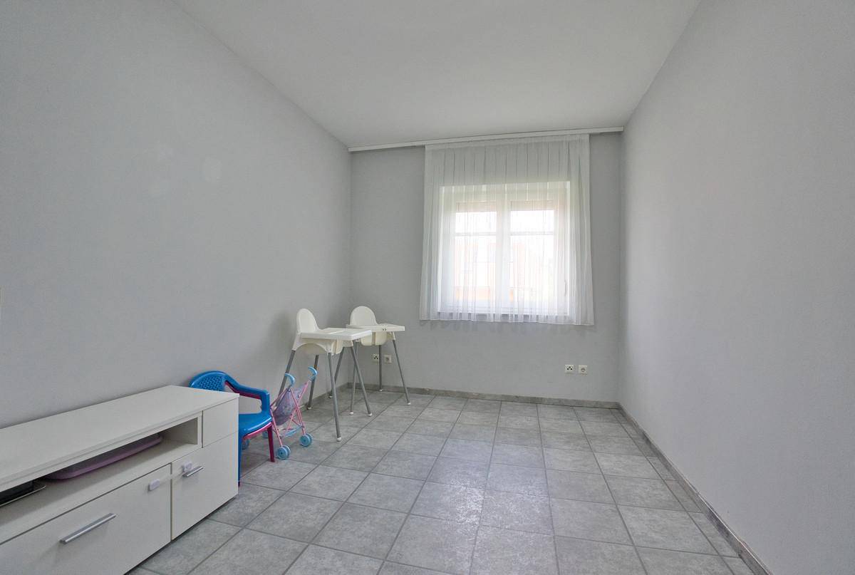Zimmer 3 Wohnung OG