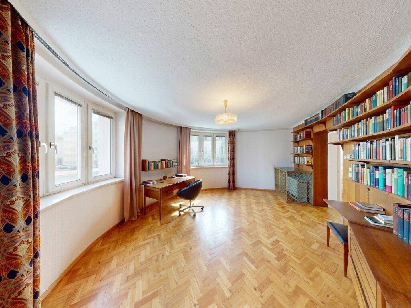Arbeitszimmer