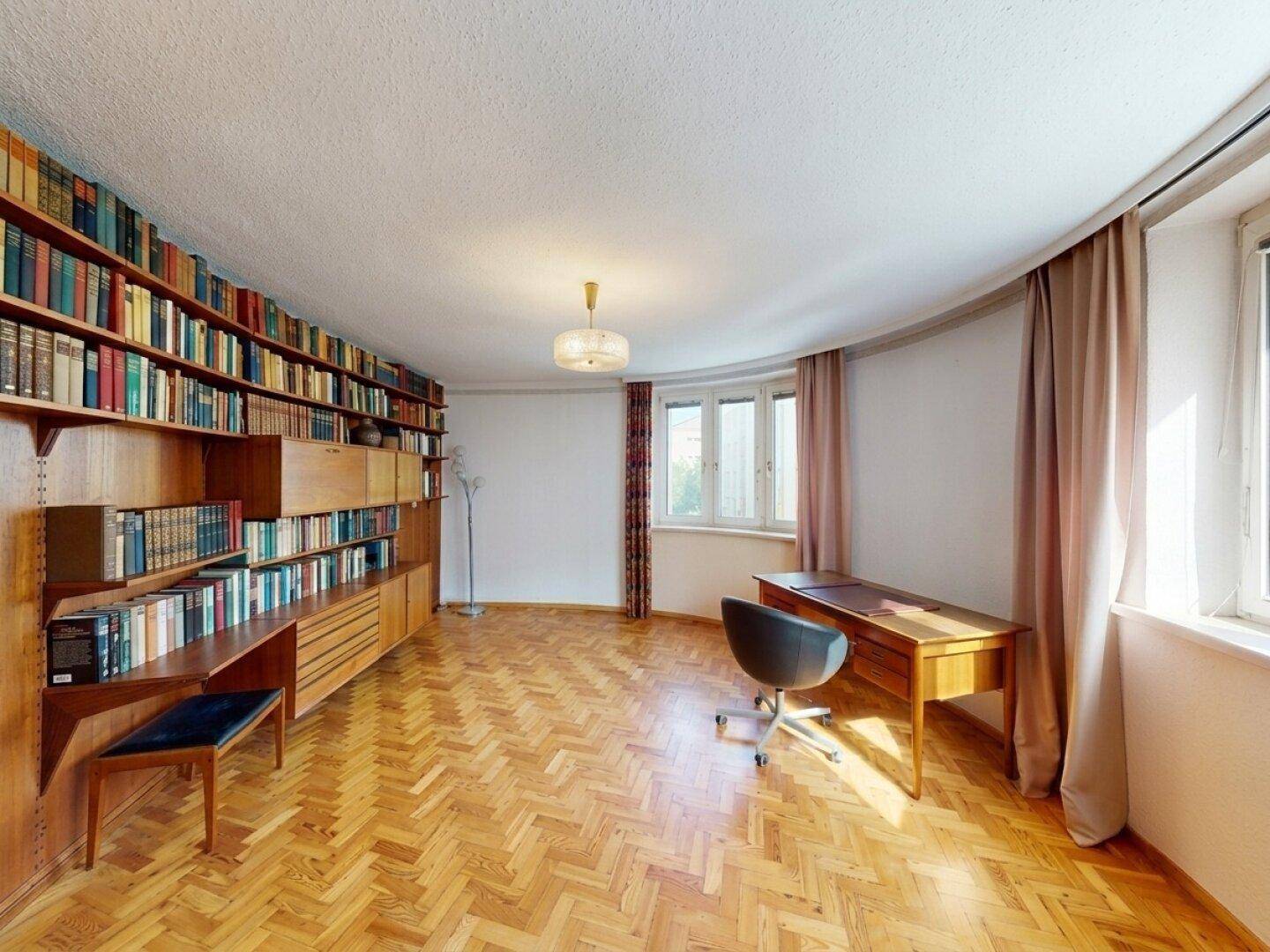 Arbeitszimmer