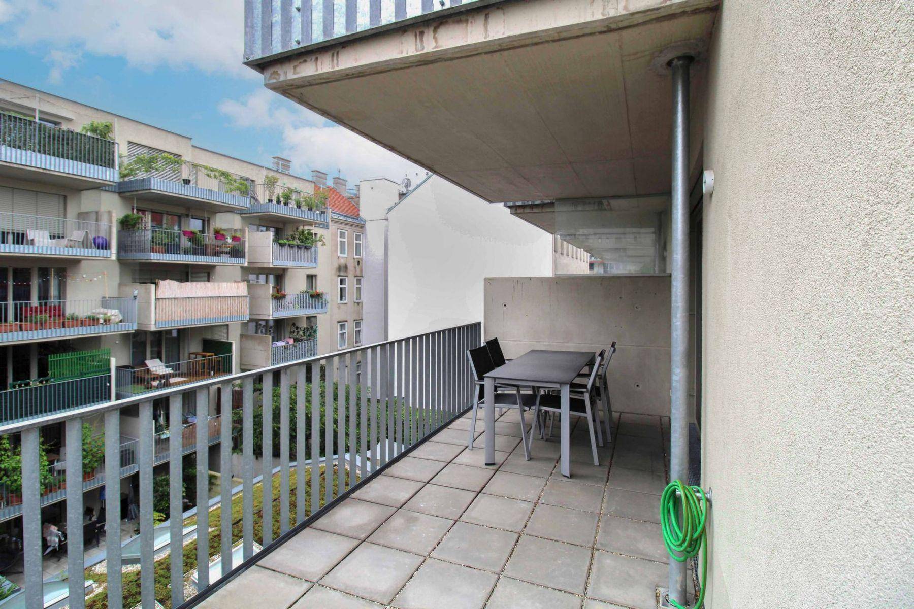 Balkon 1