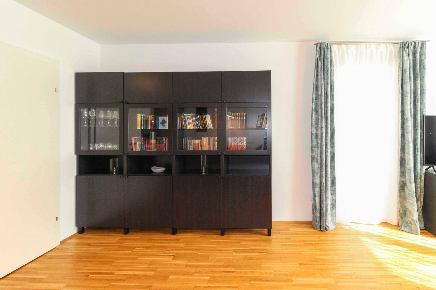 Schrank Wohnzimmer