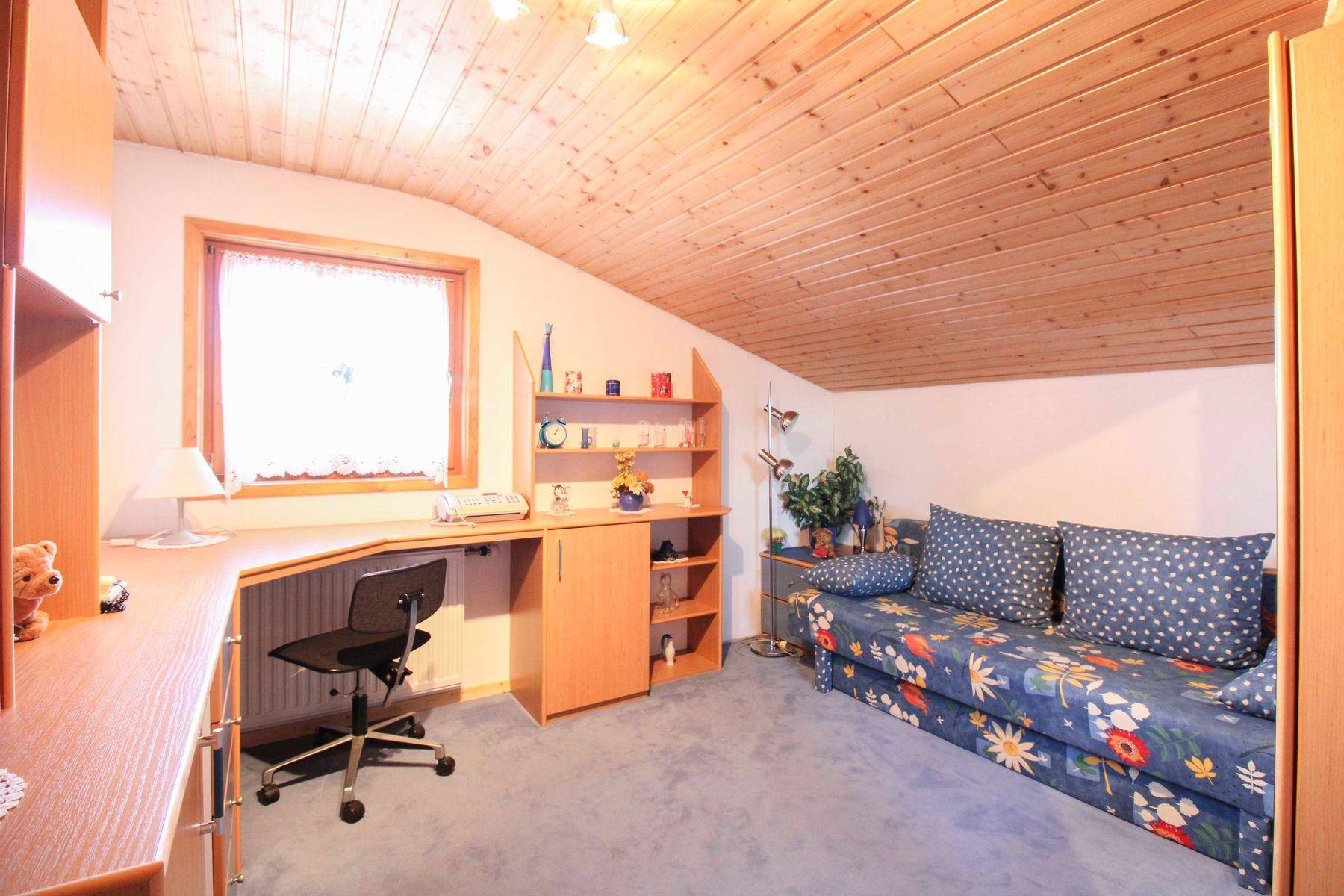 Zimmer1_OG