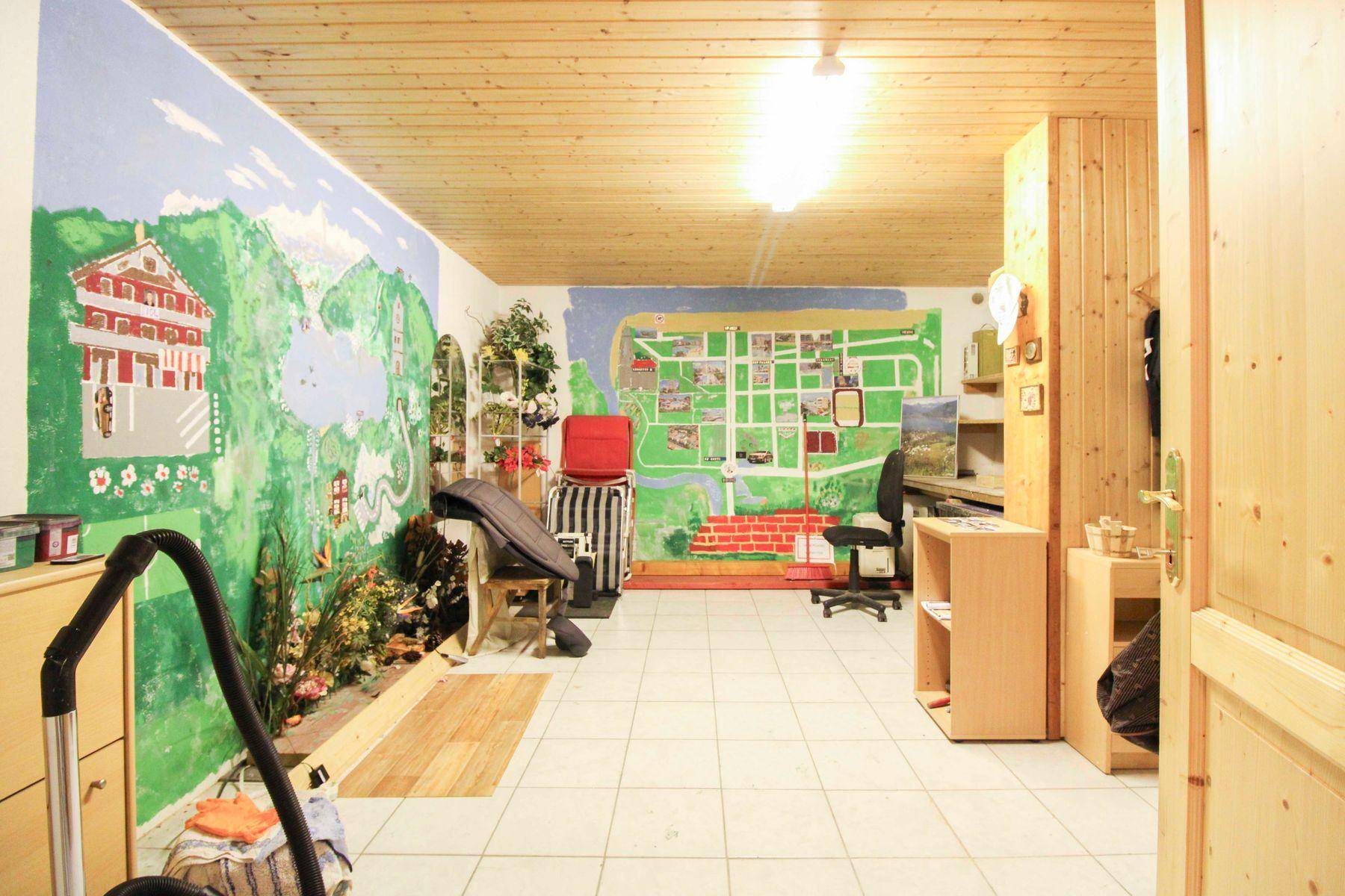 Abstellfläche UG