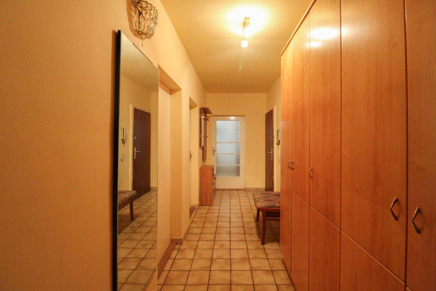 Flur Bild 2