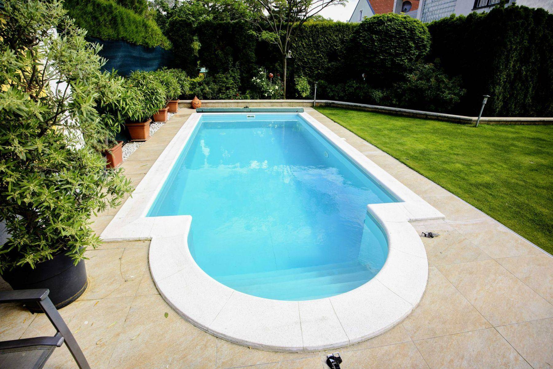 Pool 2