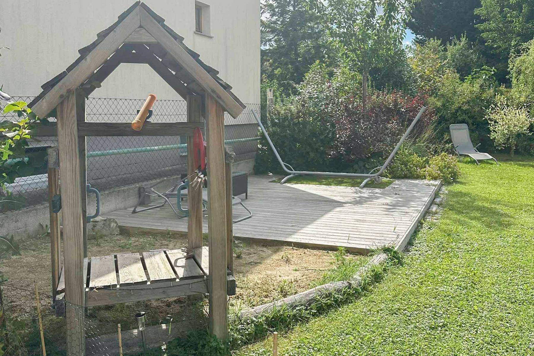 Seitl. Garten08