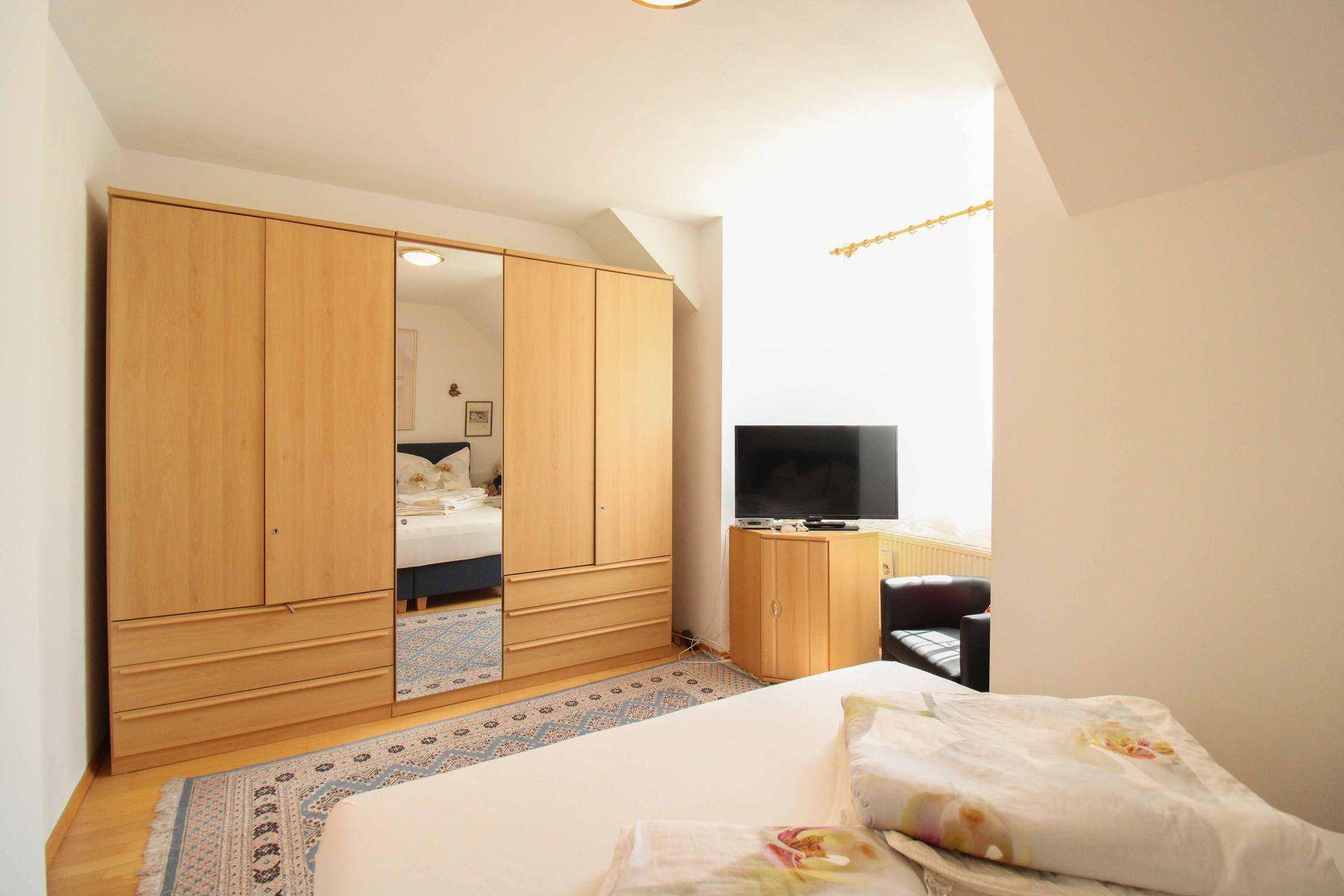 09_Schlafzimmer 1
